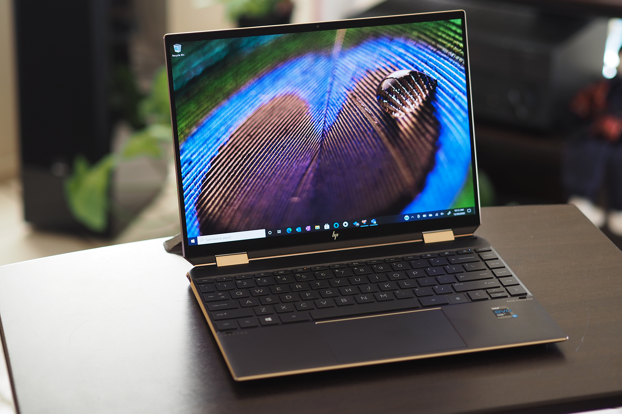 HP Spectre x360 16" AI 2-in-1 (2025)